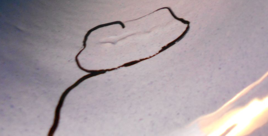 皮膜割れに伴う凹凸